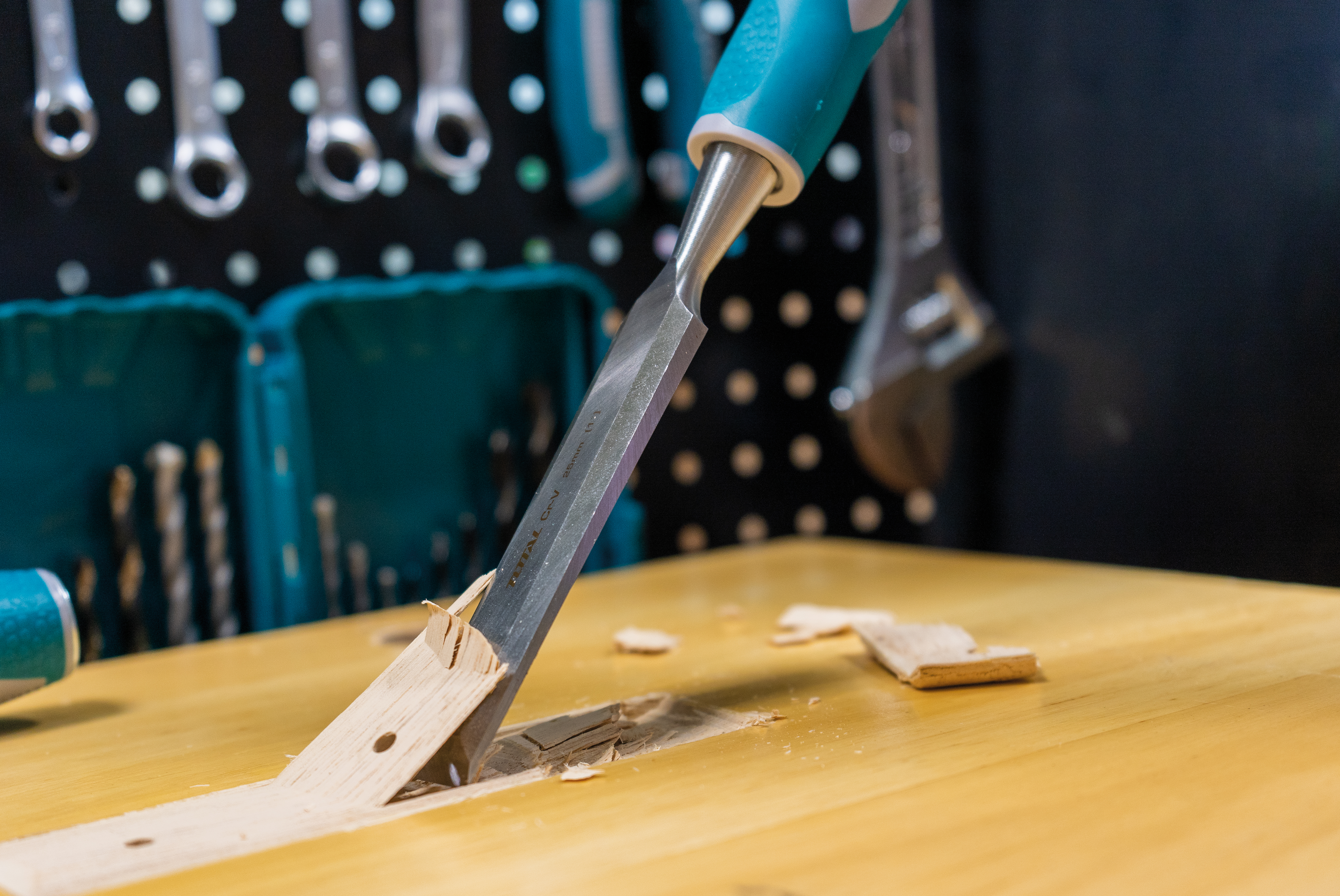 Wood chisel THT41 | 16 x 140 mm | Chrome-vanadium (Cr-V)
